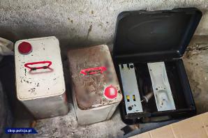 [VIDEO] CBŚP zlikwidowało dwa magazyny nielegalnej broni i laboratorium metamfetaminy