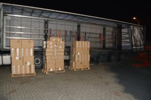 [VIDEO] Kontrabanda w TIRze