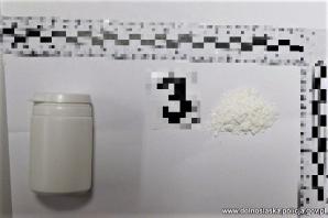 Zdumiewające odkrycie w Jaworze. Nowe suplementy diety na bazie koksu.