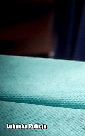 Oferował szybkie szczepienia przeciw COVID-19 i zaświadczenia. Oszust zatrzymany przez kryminalnych