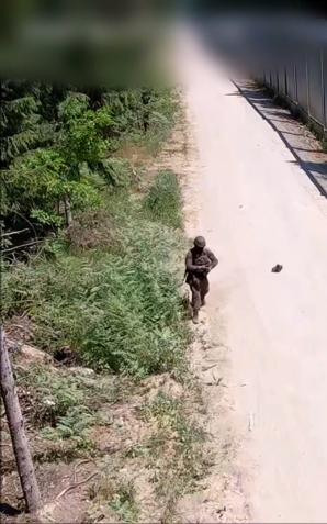 [VIDEO] Wojna hybrydowa polsko-białoruska. Polskie służby obrzucone kamieniami