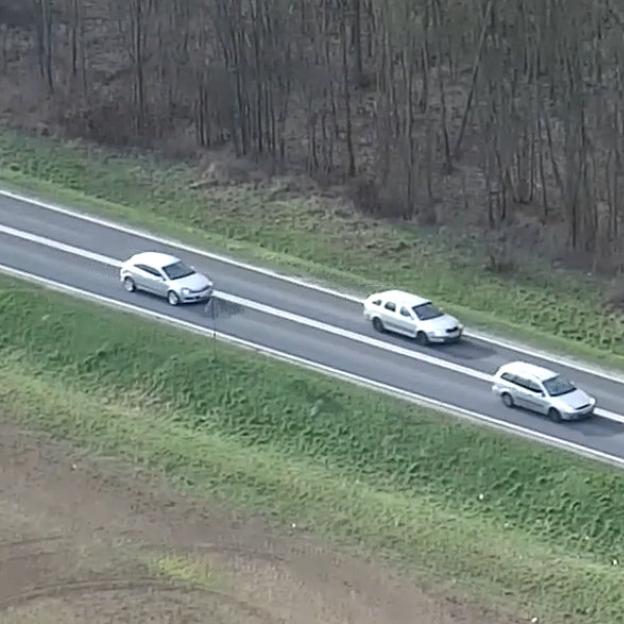 [VIDEO] Mandaty za jazdę po rejestracji wykroczeń kamerą policyjnego drona!