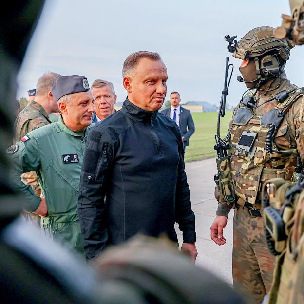 O bezpieczeństwie Polski z udziałem śmigłowców Prezydent RP w Bazie Lotniczej w Inowrocławiu