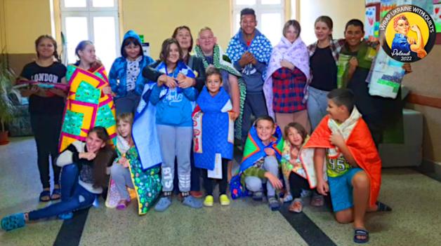 [VIDEO] Bezprecedensowa akcja miłośników patchworków z USA dla Ukrainy w Polsce